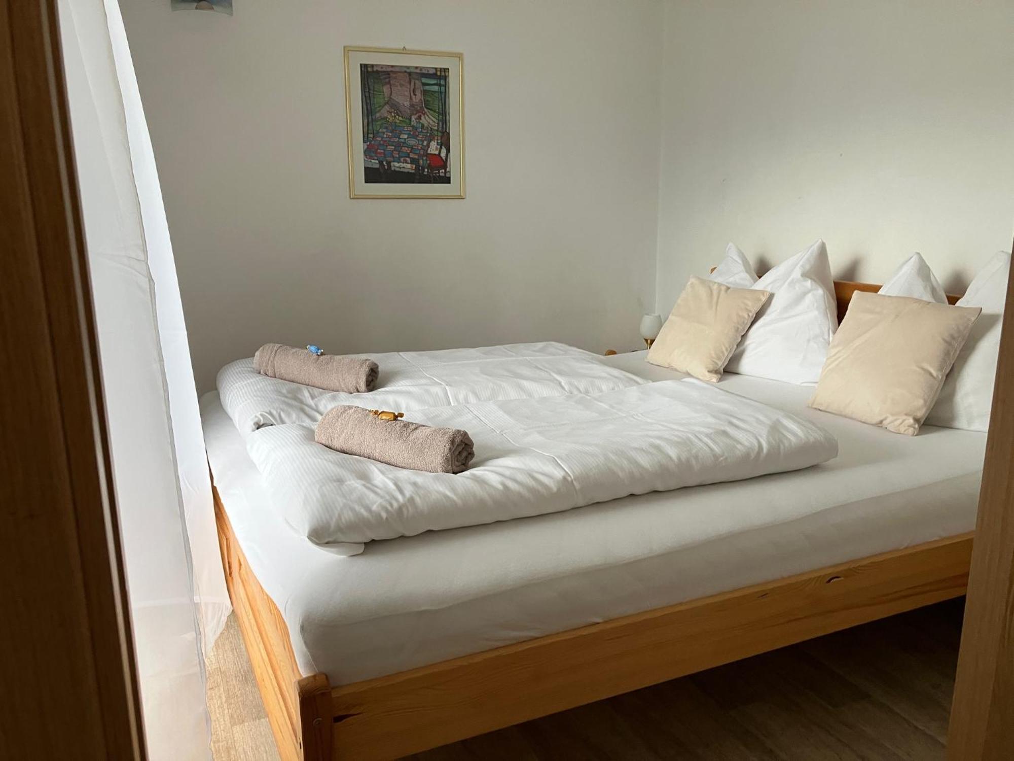 Apartment with Balcony,1686440528:JPEG