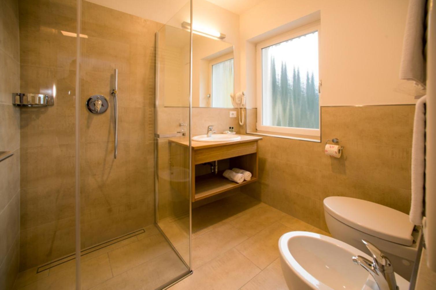 Superior Double Room,1768569210:JPEG