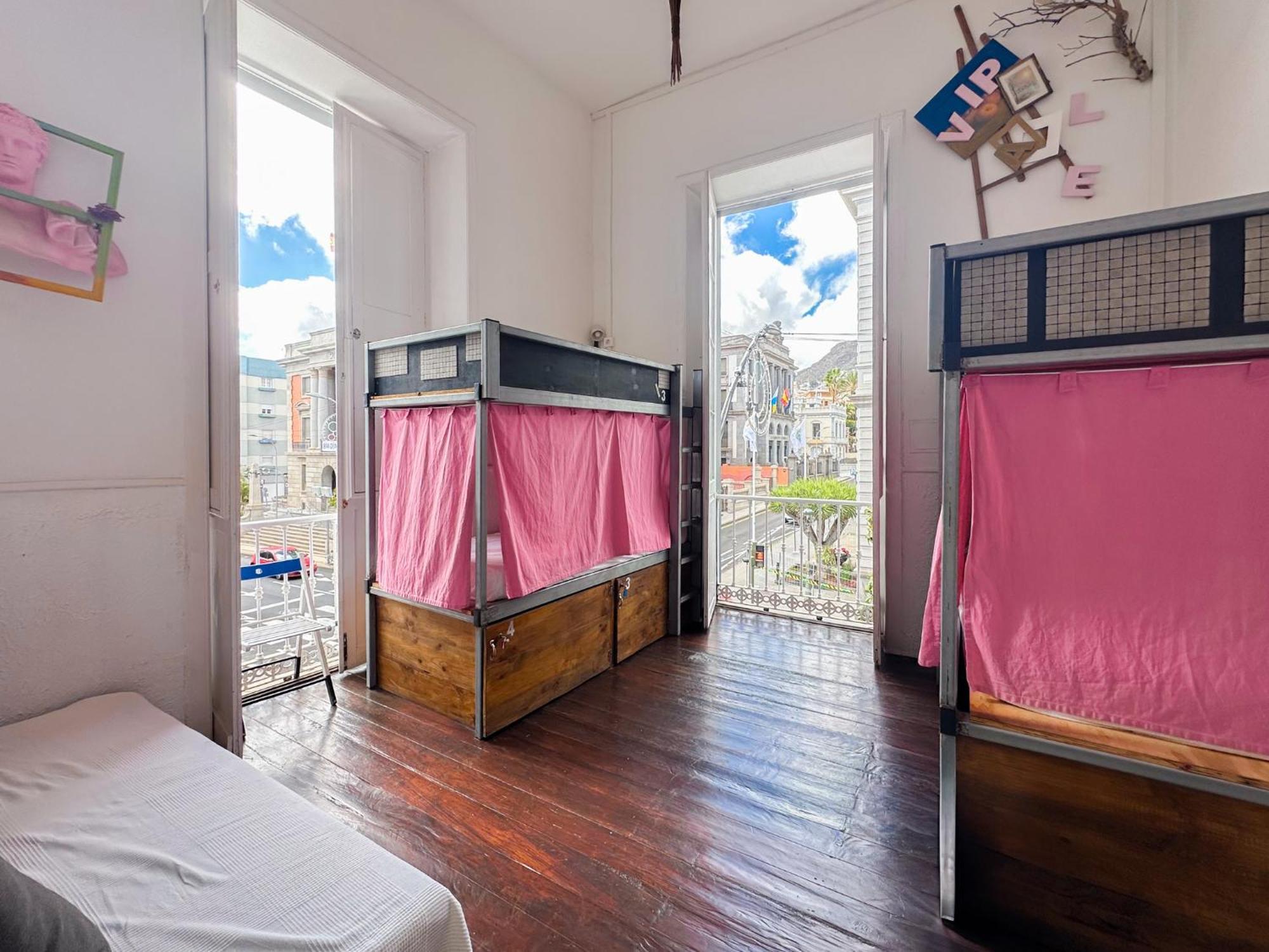Bed 4-Bed Mixed Dormitory Room,1697338865:JPEG