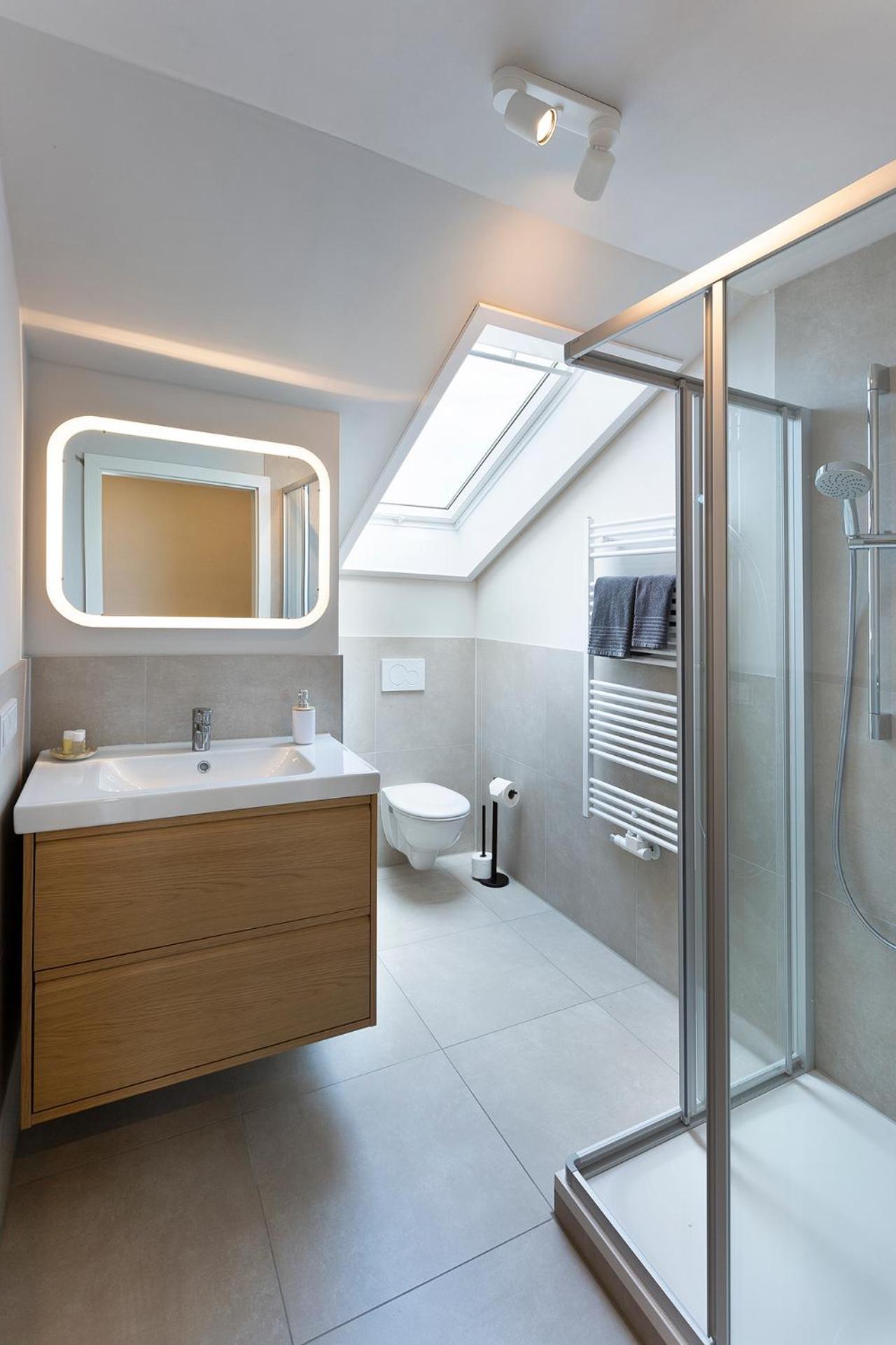 Two-Bedroom Apartment,1699188923:JPEG