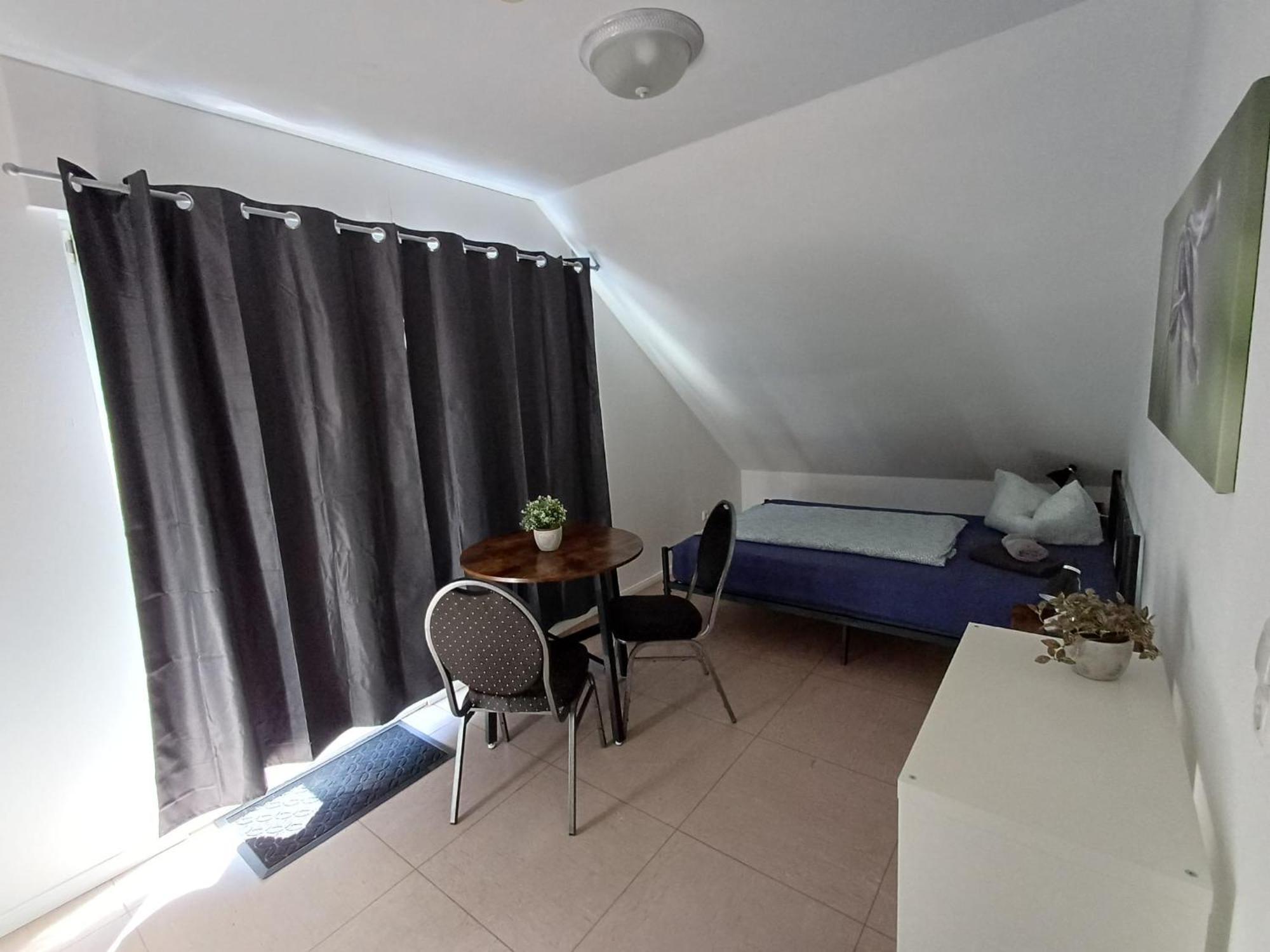 Doppelzimmer mit Gemeinschaftsbad
