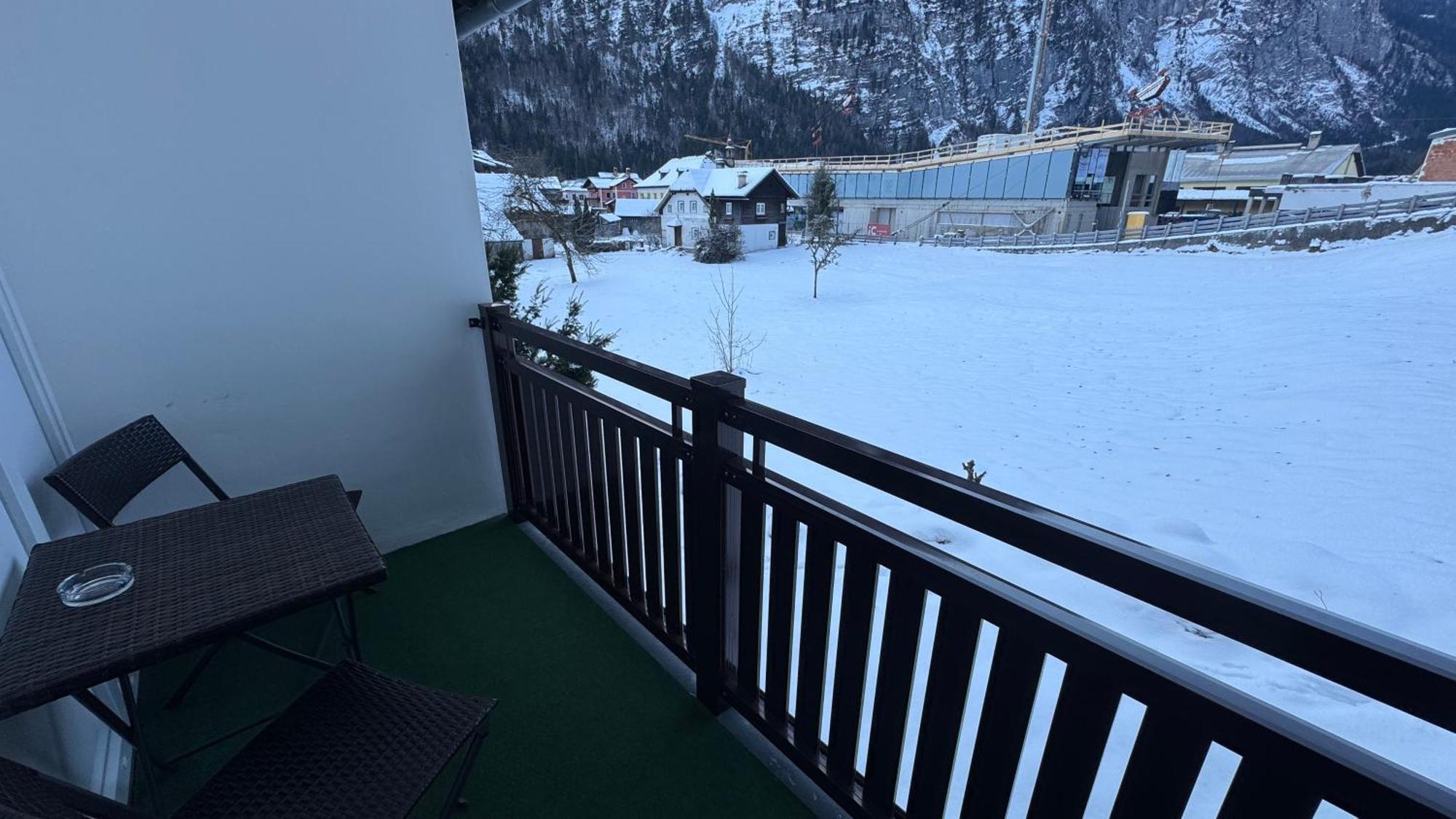Doppelzimmer mit Balkon (2 Erwachsene + 1 Kind)