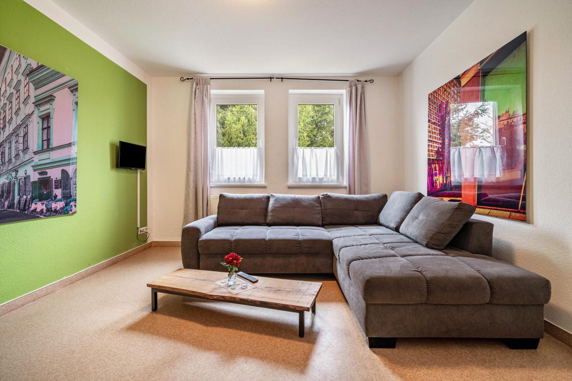 Deluxe-Apartment mit 2 Schlafzimmern und Gartenblick