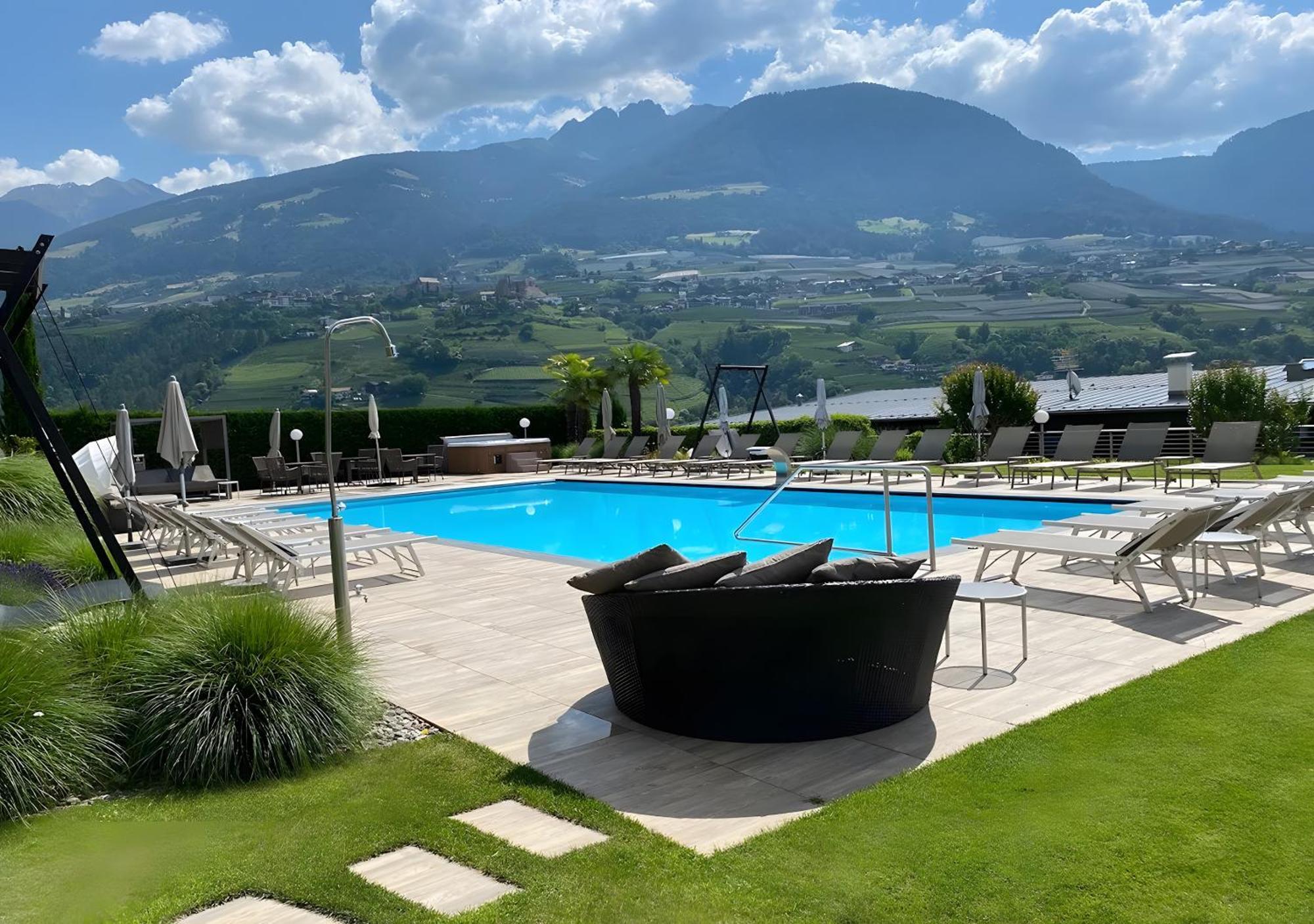 Standard Single Room Mountain View