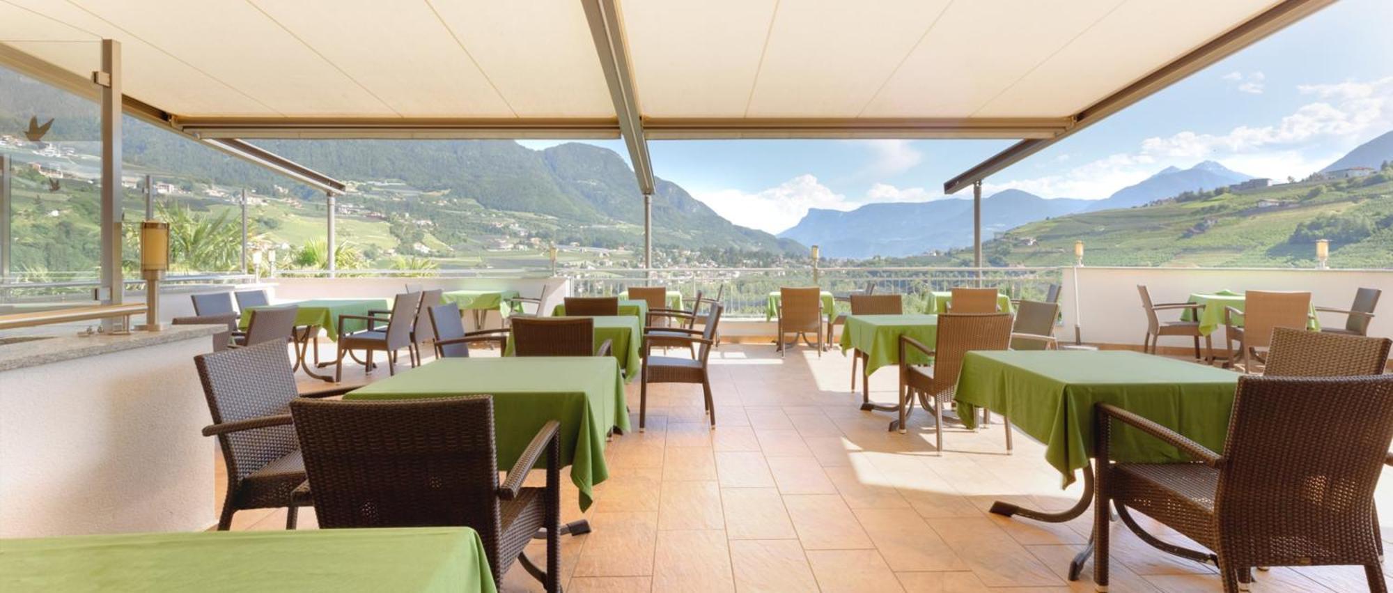 Double Room Mountain View