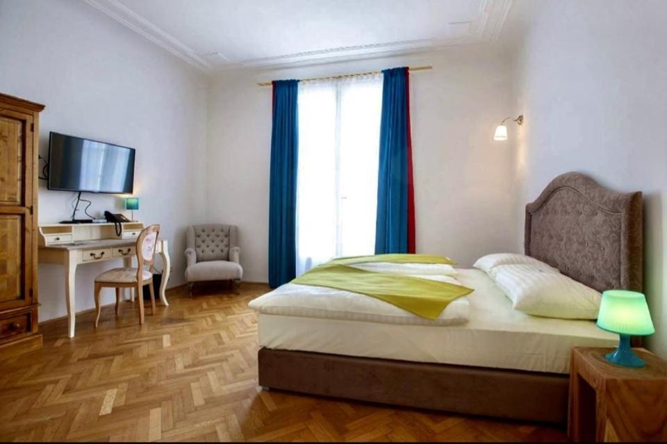 Standard Zweibettzimmer