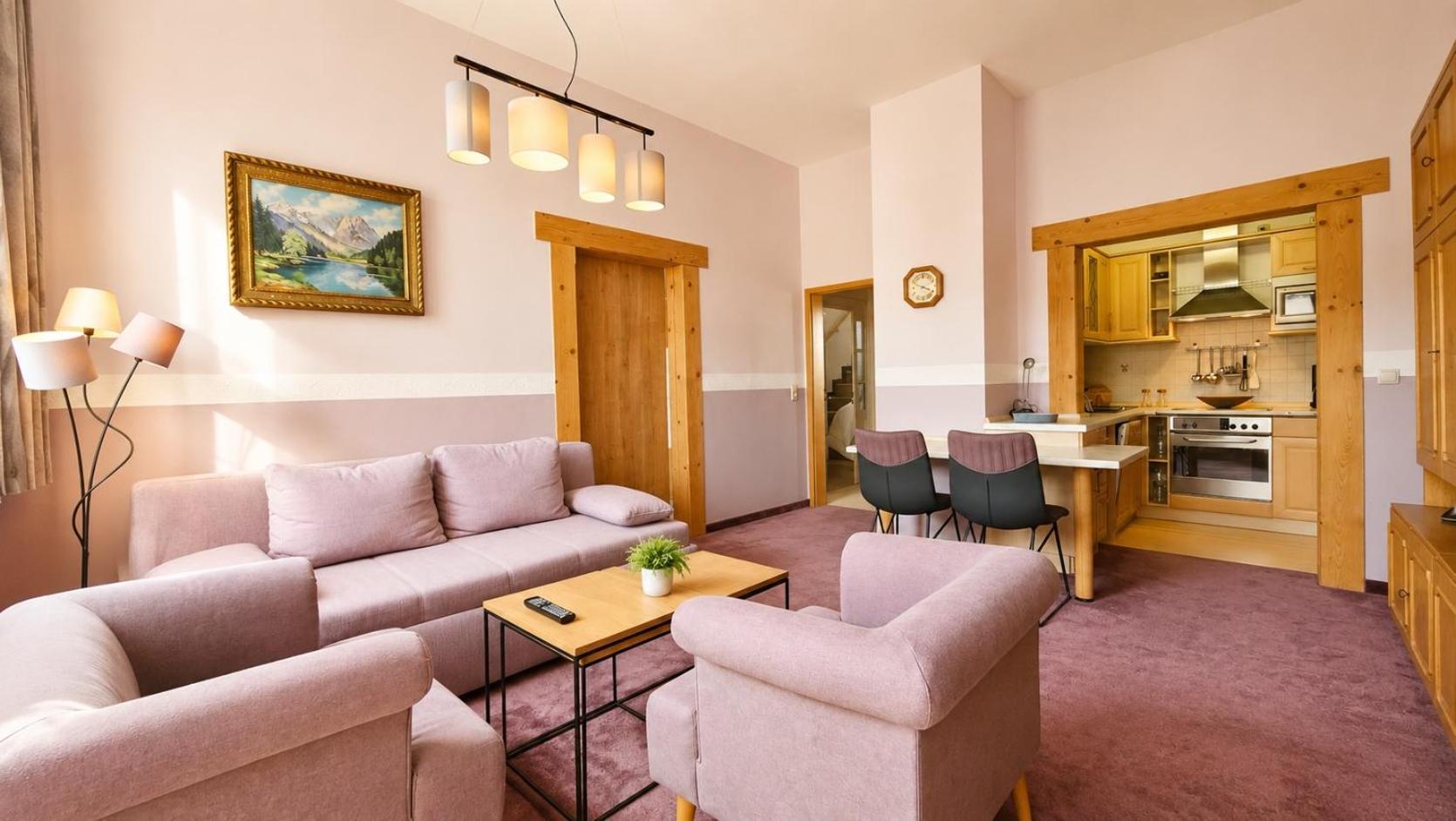 Apartment mit Balkon