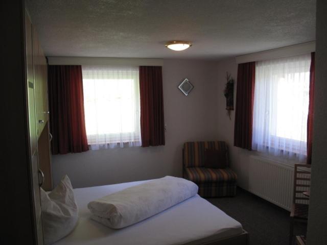 Double Room,19394510:JPEG