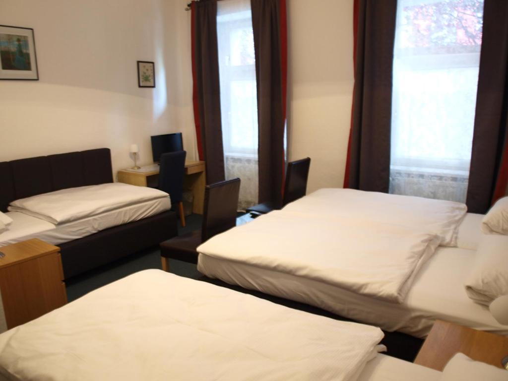 Triple Room,20116252:JPEG
