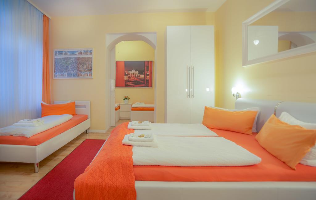 Triple Room,706007782:JPEG