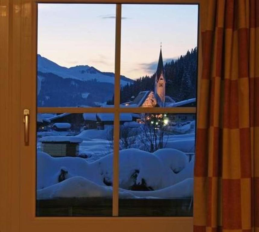 Two-Bedroom Suite with Balcony,408870705:JPEG