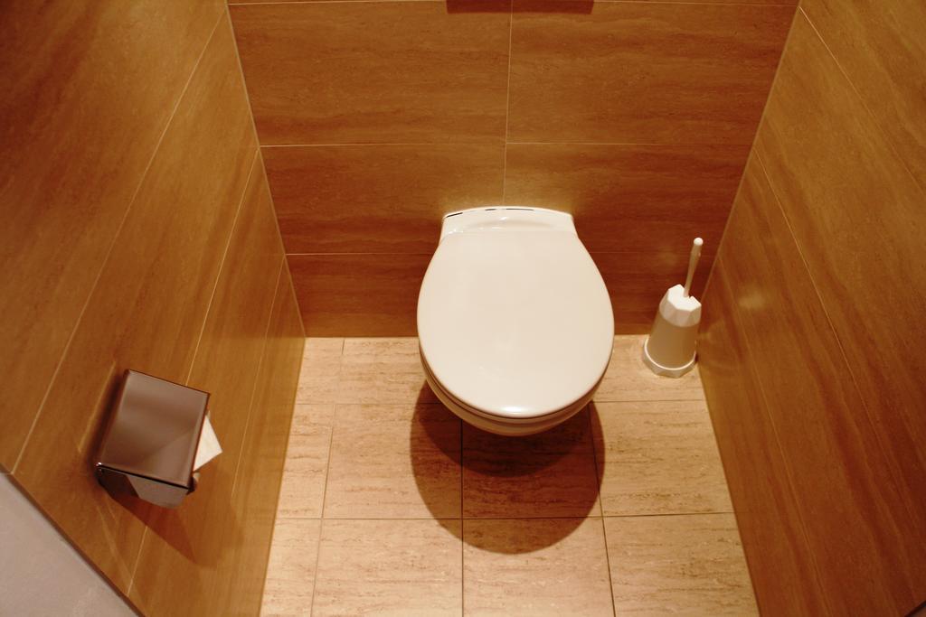 One-Bedroom Apartment,798730281:JPEG