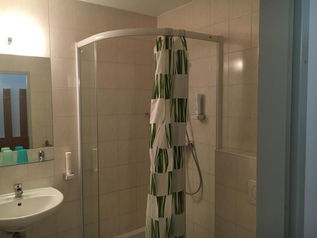 Vierbettzimmer