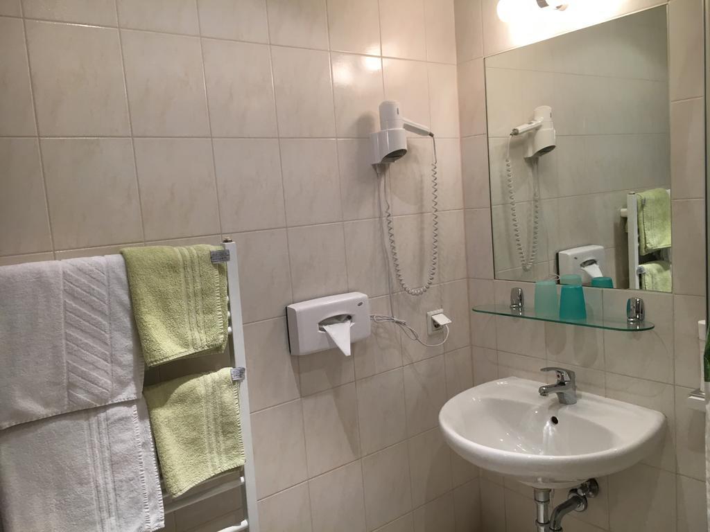 Dreibettzimmer