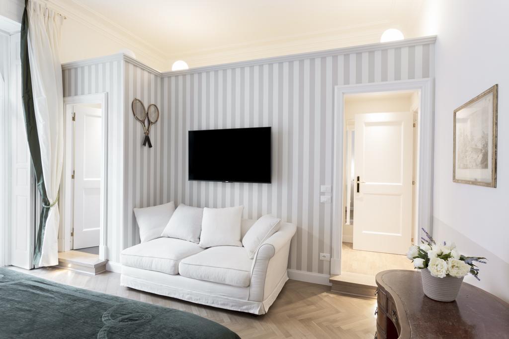 Junior Suite with Balcony,268577457:JPEG