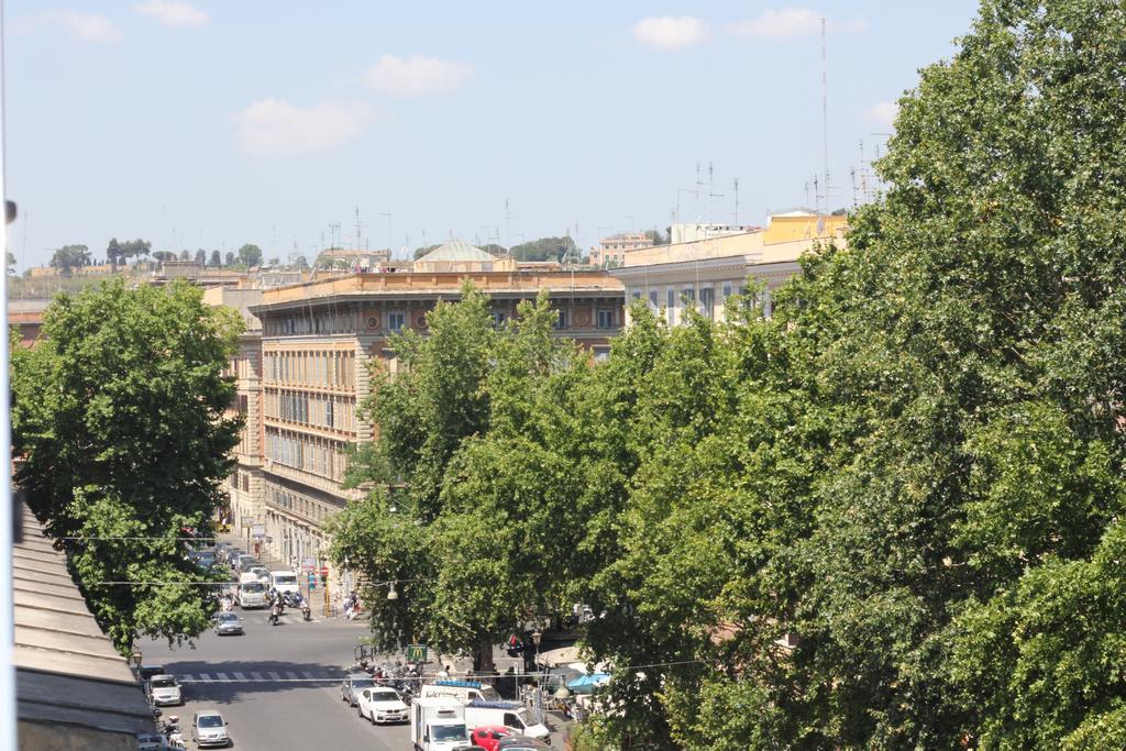 Deluxe Double Room with Spa Bath,327183136:JPEG