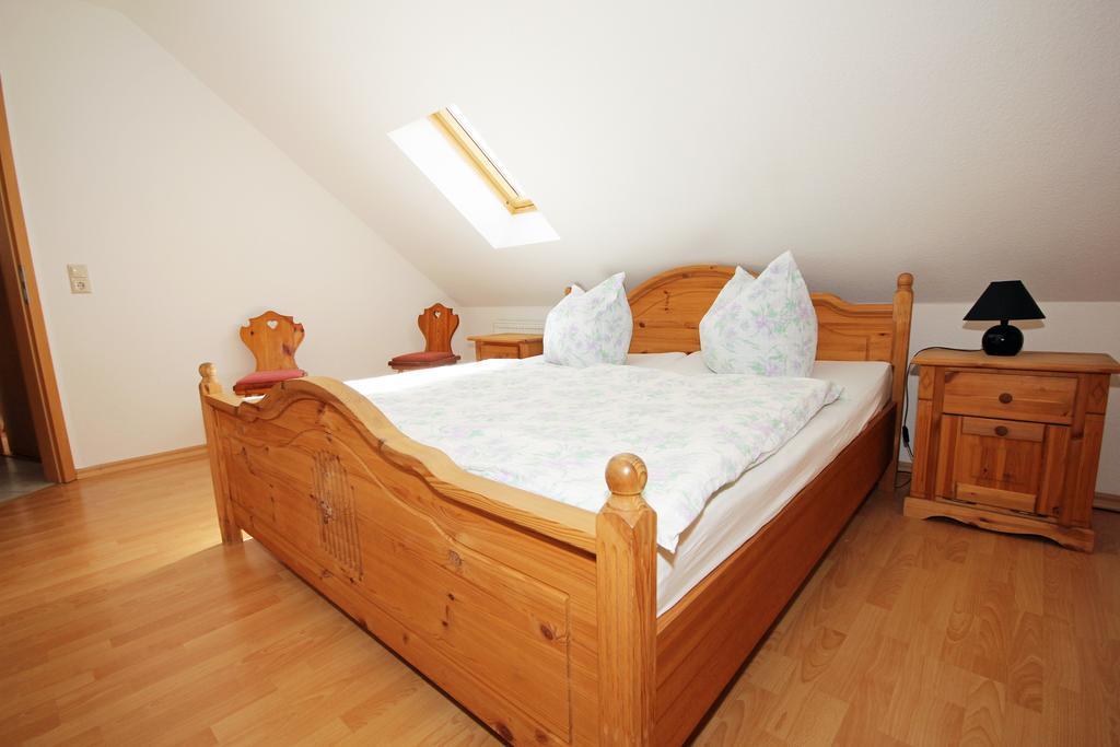 Two-Bedroom Apartment,265443213:JPEG