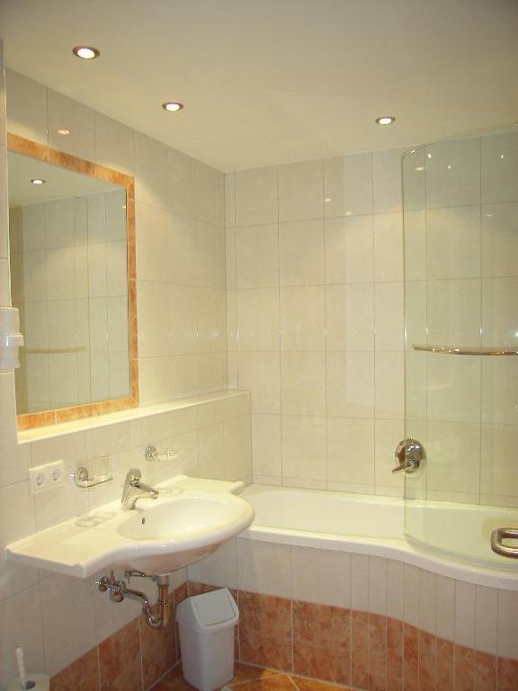 Superior Two-Bedroom Apartment,28469393:JPEG