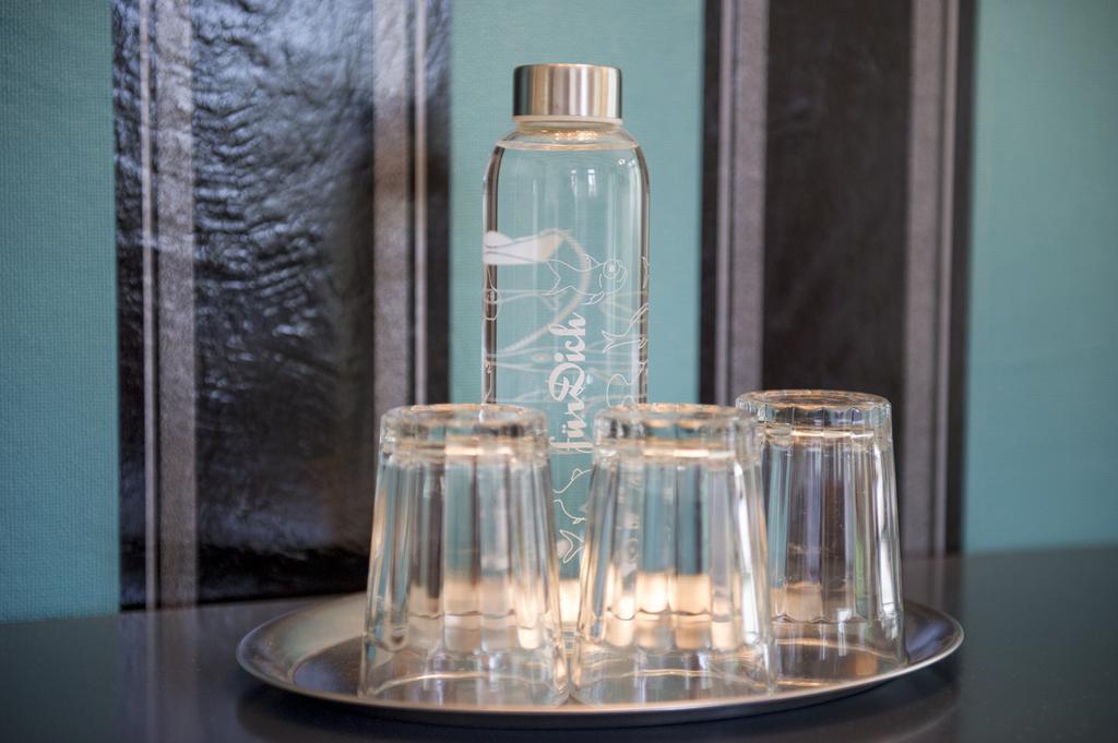 Quadruple Room with Balcony and Shared Bathroom,977083228:JPEG