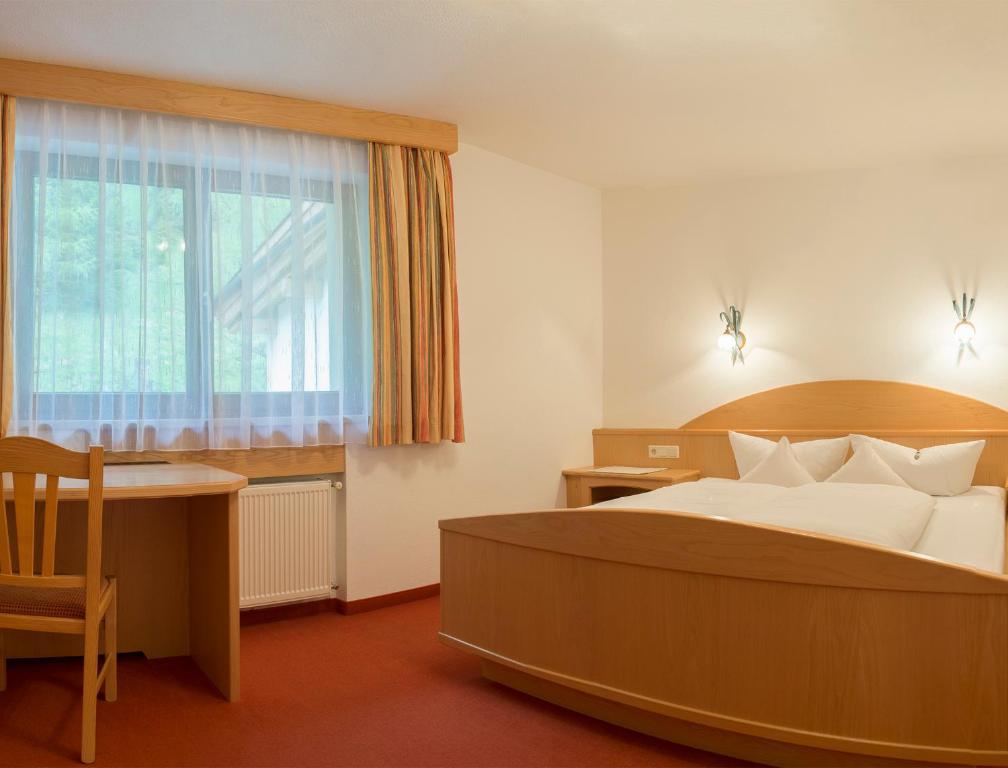 Double Room,34201012:JPEG