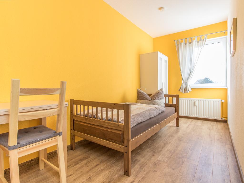 Two-Bedroom Apartment,856800707:JPEG