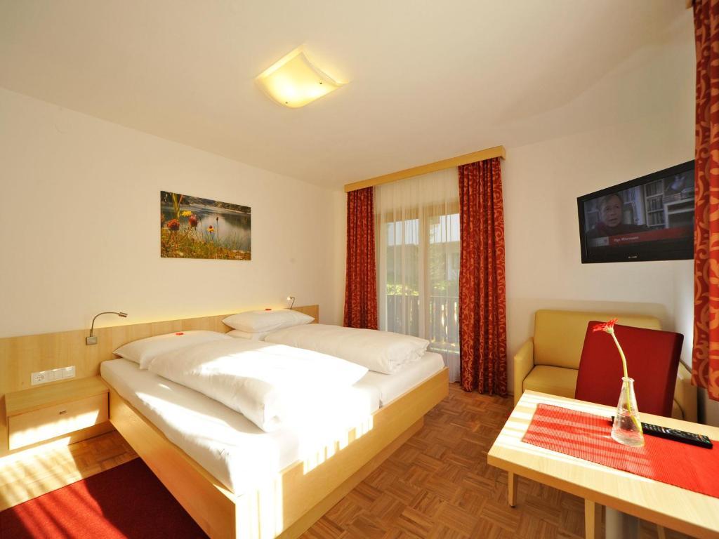 Doppelzimmer mit Balkon