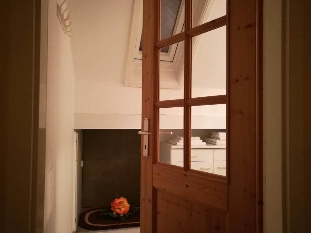 Double Room,395845833:JPEG