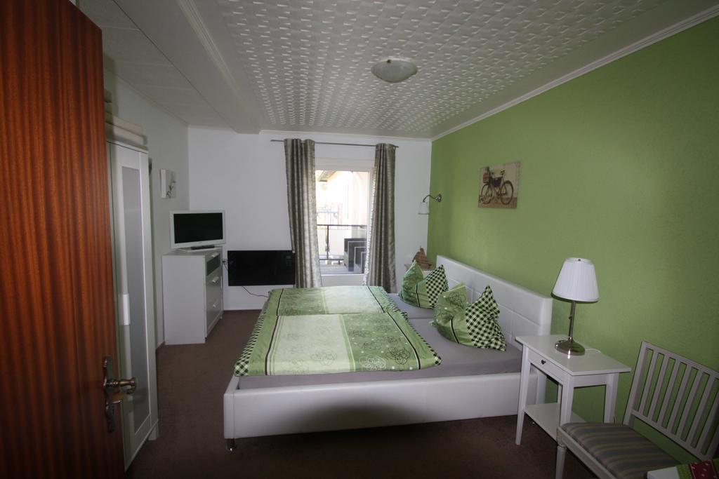 Double Room with Balcony,398699814:JPEG