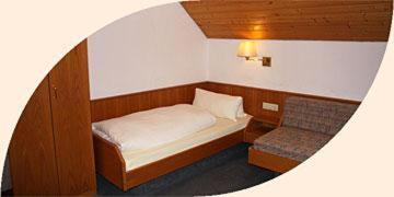 Single Room,353288134:JPEG