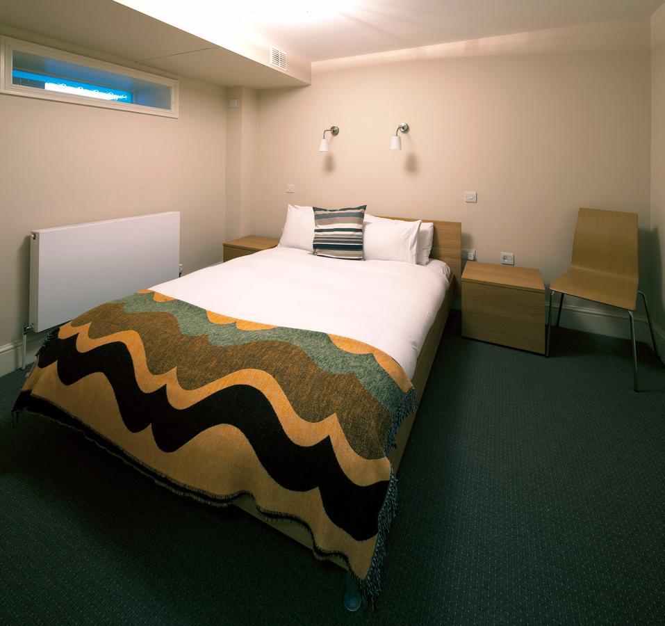 Two-Bedroom Apartment,712237399:JPEG