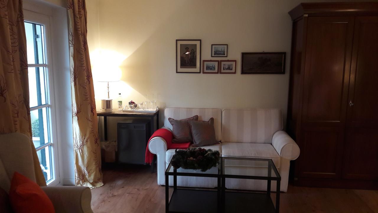 Family Room 2 Bedrooms,509537244:JPEG