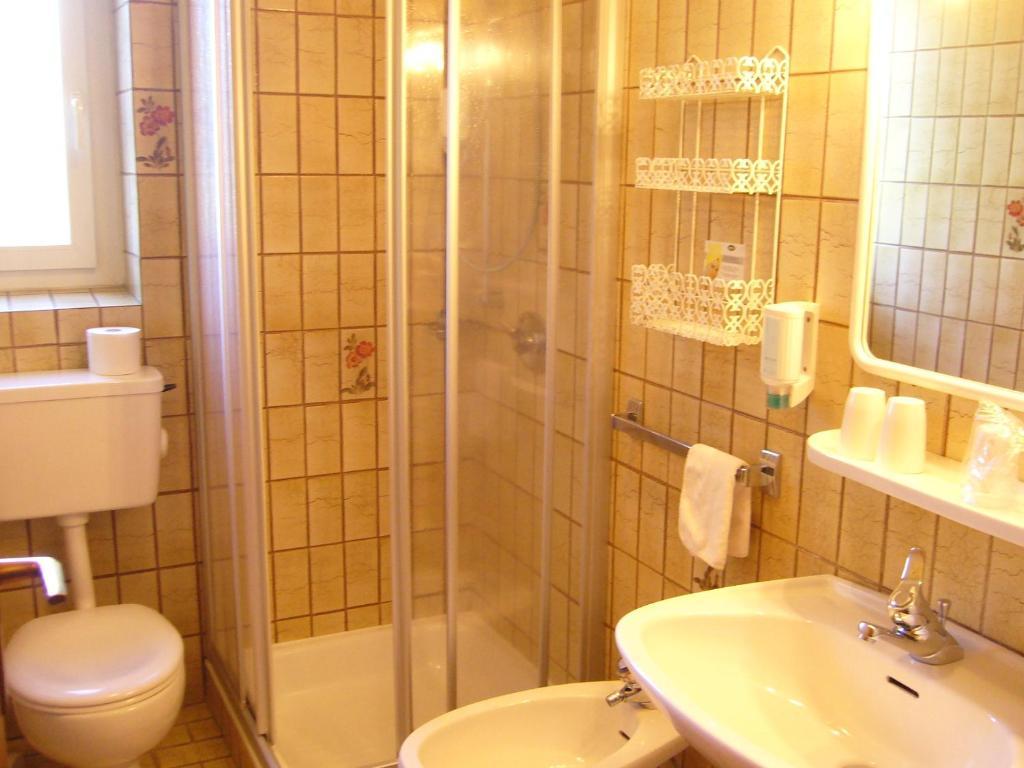 Dreibettzimmer