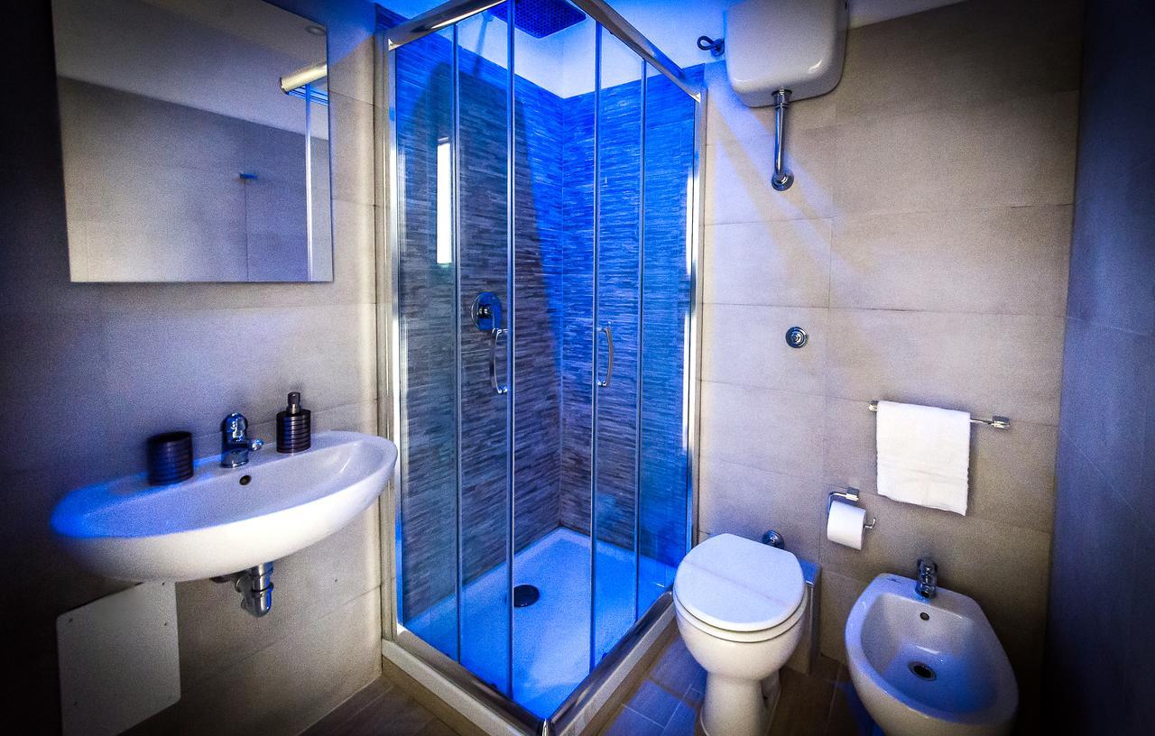 Deluxe Double Room,631585989:JPEG