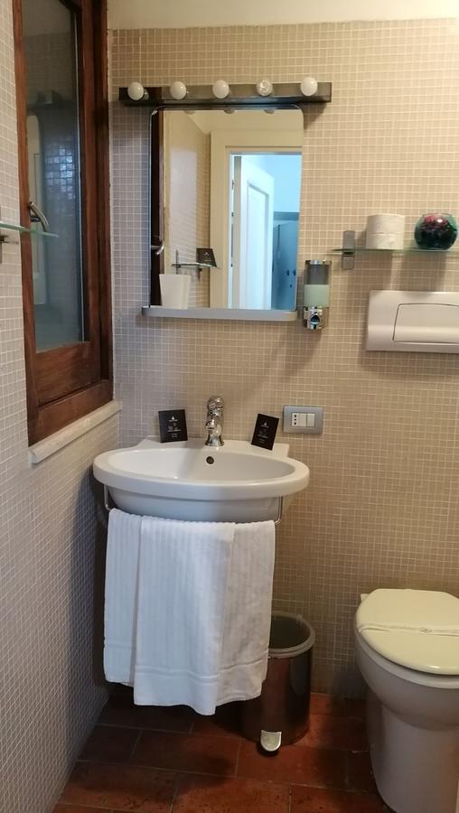 Triple Room with Shower,632874999:JPEG
