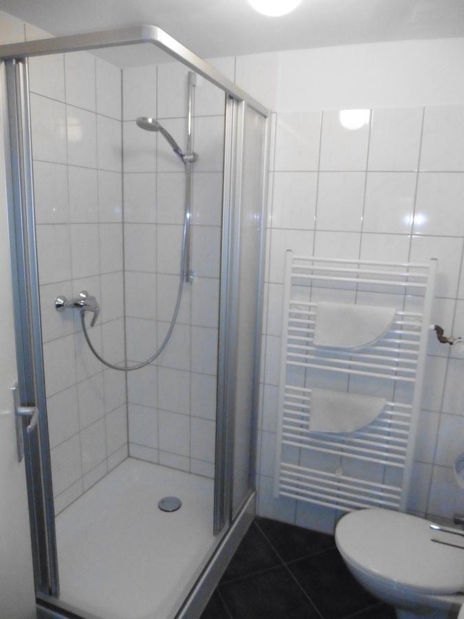 Twin Room with Private Bathroom,670217925:JPEG