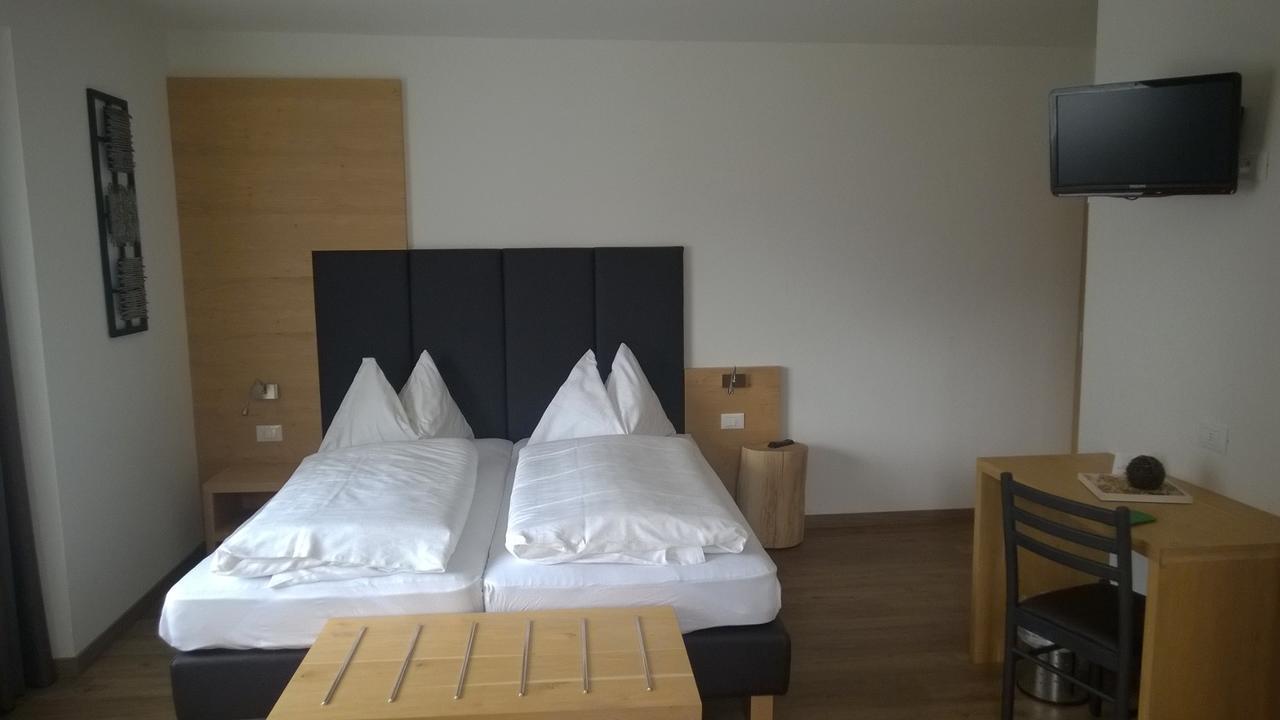 Classic Doppel-/Zweibettzimmer mit Balkon