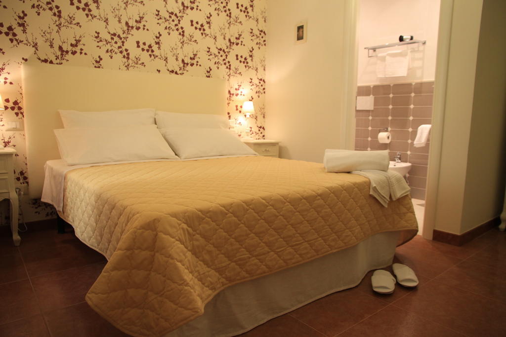 Double or Twin Room,68296484:JPEG
