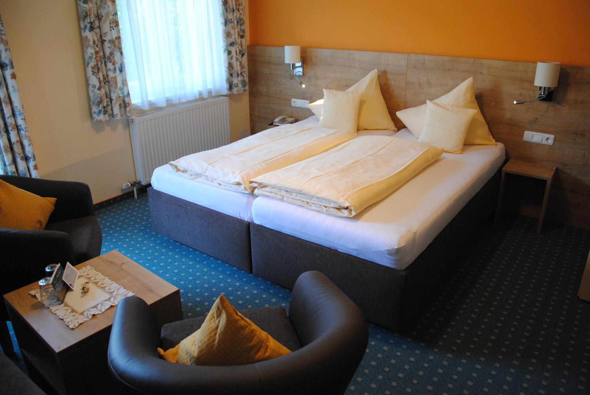 Double Room,399266346:JPEG