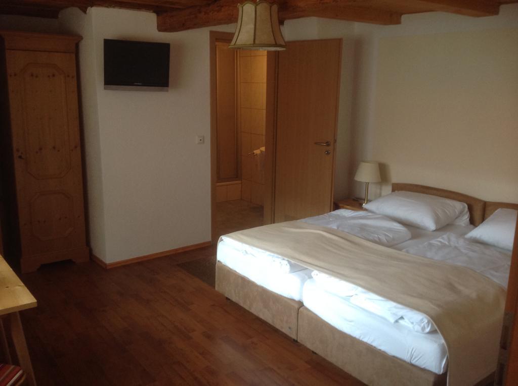 Double Room,68473130:JPEG