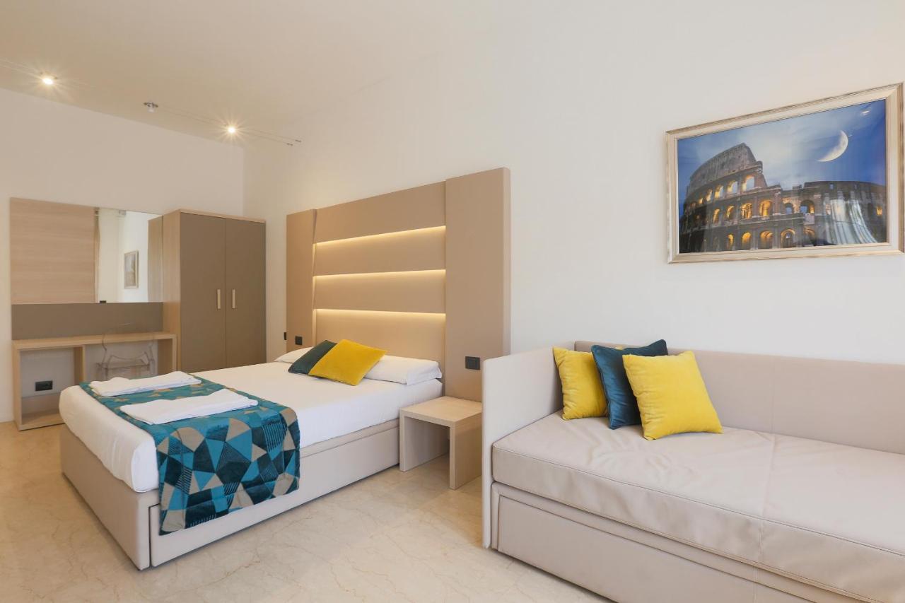 Deluxe Quadruple Room,718617172:JPEG