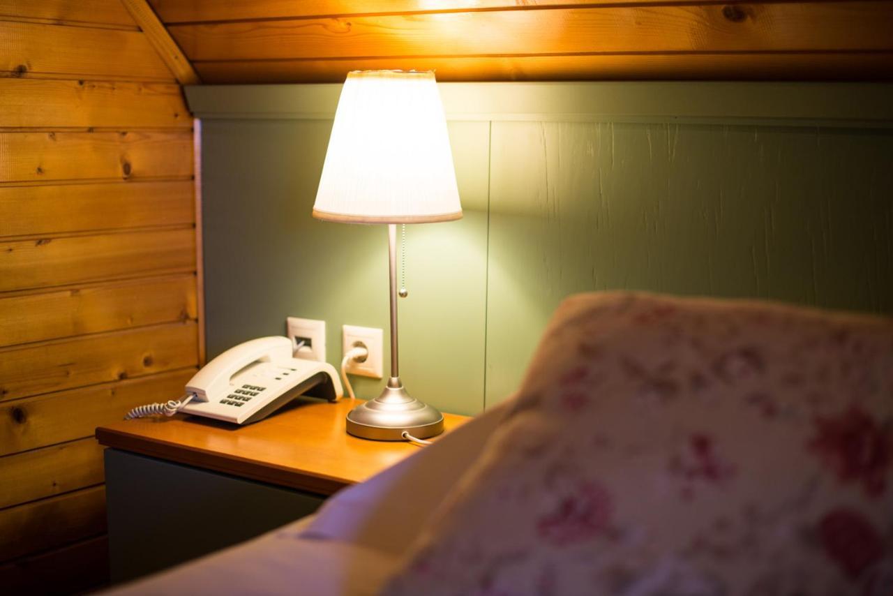 Two-Bedroom Chalet,627829311:JPEG