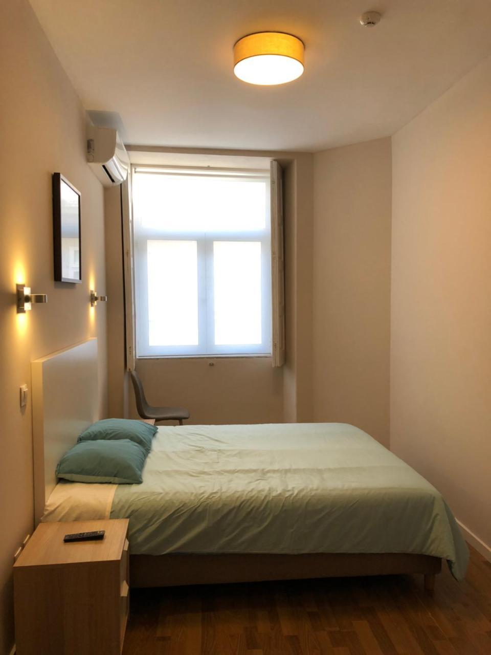 Deluxe Double Room,759051553:JPEG