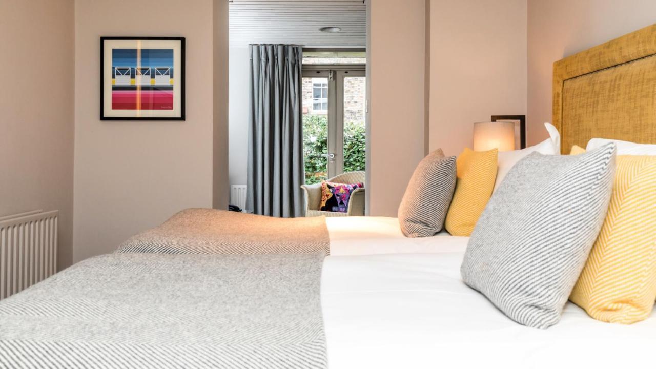 Plush Twin,769262611:JPEG