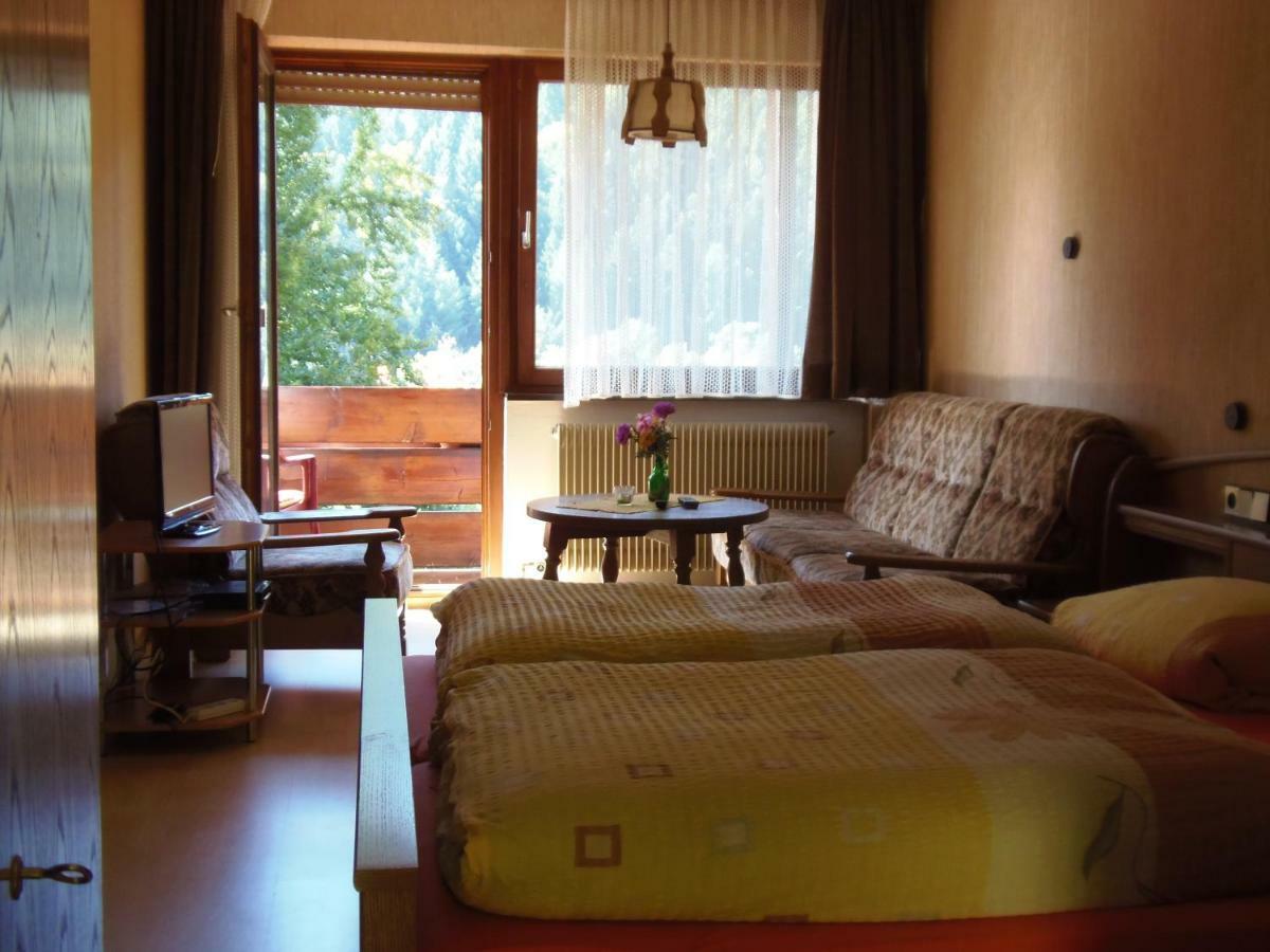 Double Room,769043257:JPEG