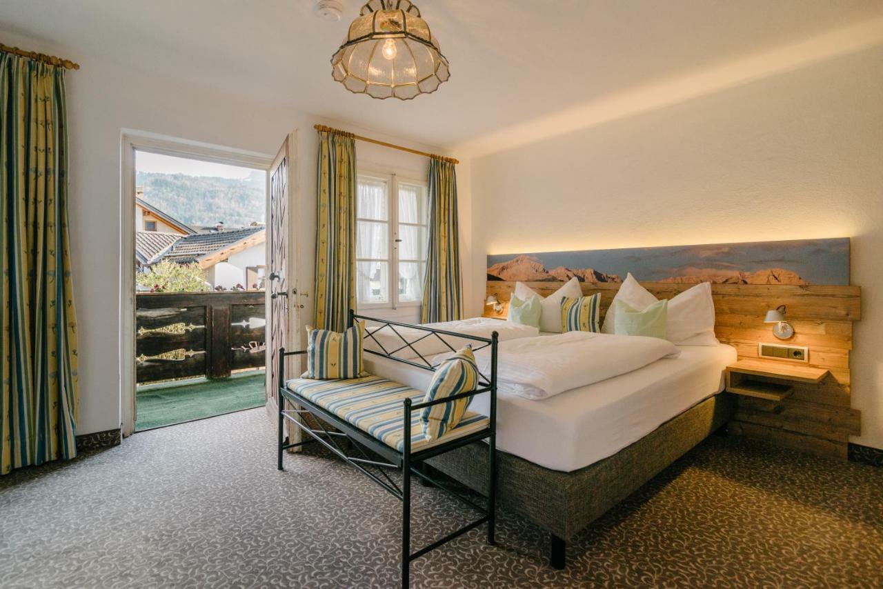 Doppelzimmer mit Balkon