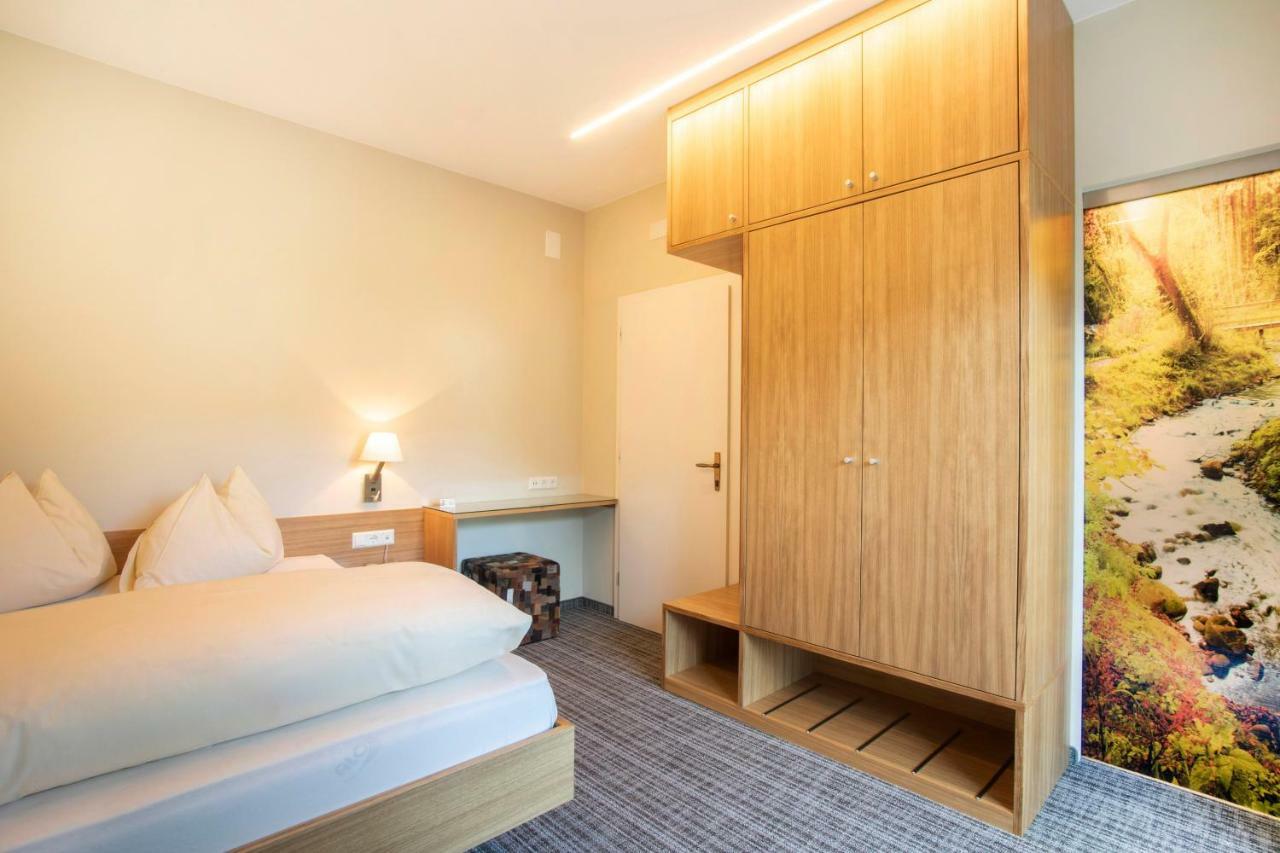 Single Room,642843318:JPEG