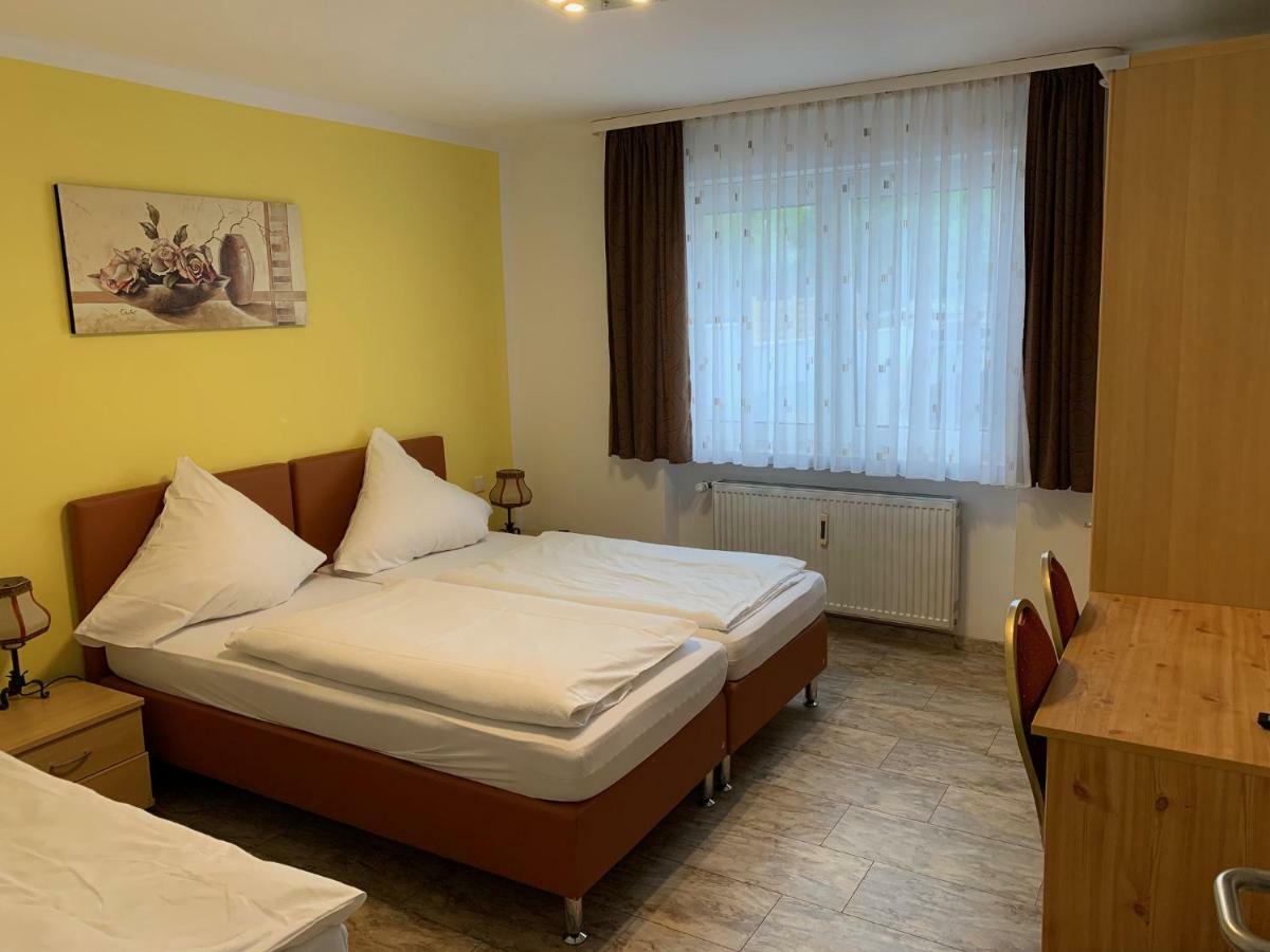 Dreibettzimmer