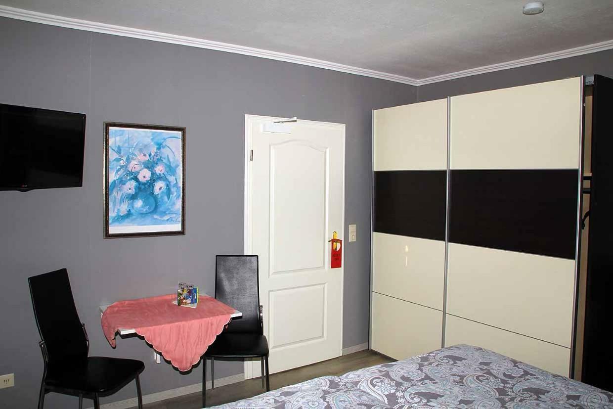 Double Room,855293630:JPEG