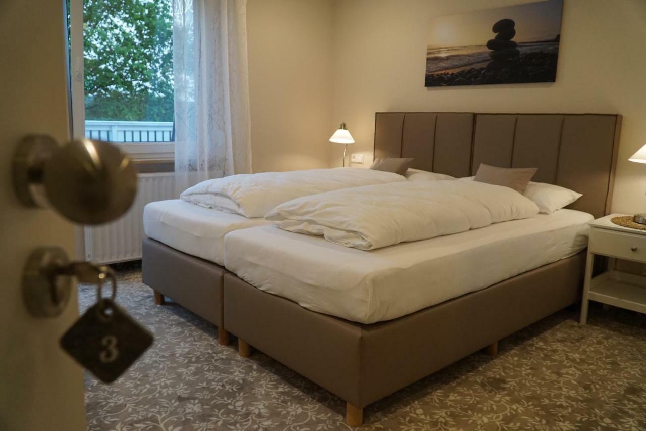 Doppelzimmer mit Balkon