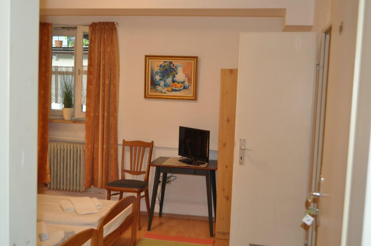 Twin Room,856324715:JPEG